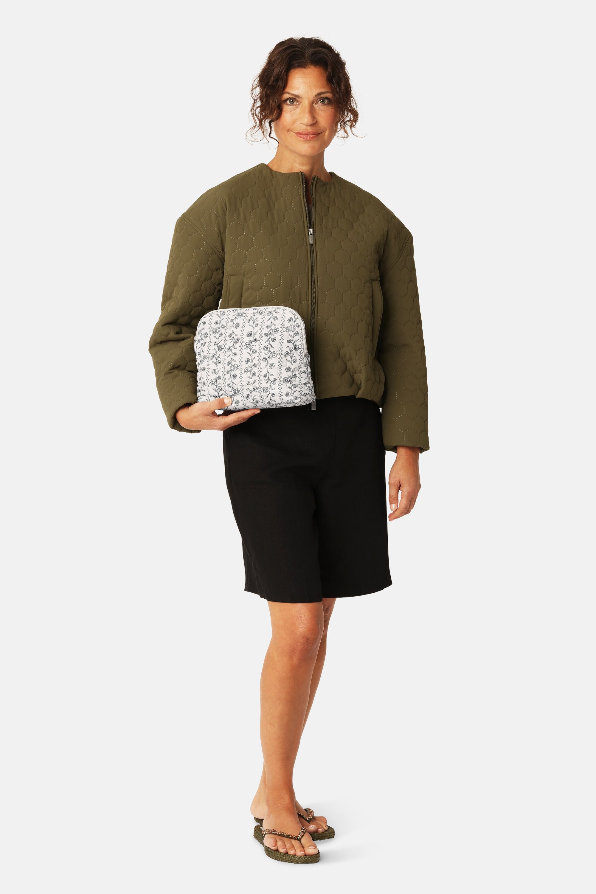 Makeup Pouch - White Wildflower